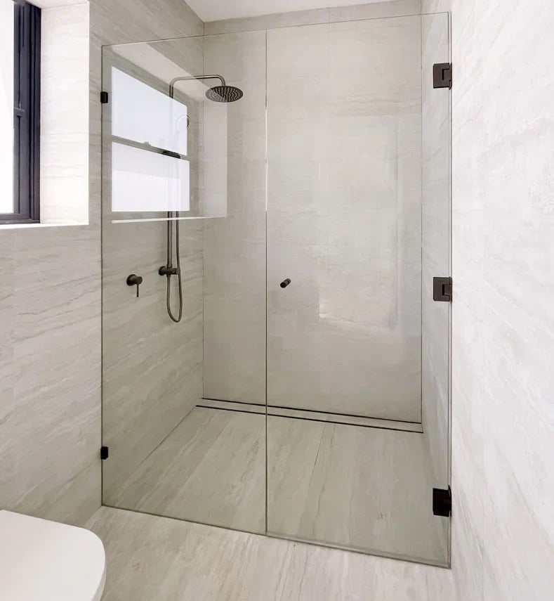 Frameless Shower Screens